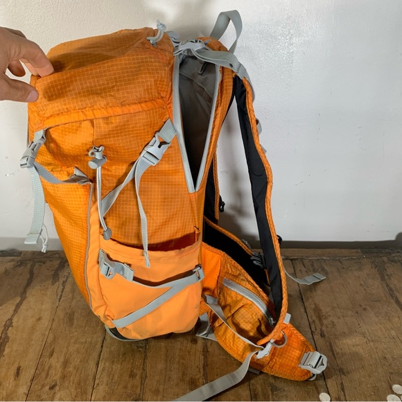 Lowepro unisex  backpack - Picture 9 of 13